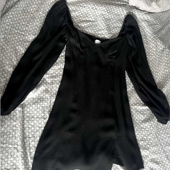 Aritzia Dresses & Skirts - black aritzia long sleeve mini dress